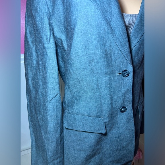Elegant Blue Women's Blazer - Picture 3 of 10